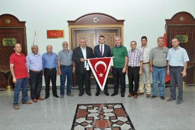 Esnaf Odalarından Vali Haktankaçmaz´a ziyaret