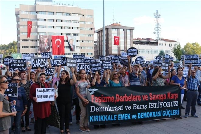 Faşizme, Darbelere ve Savaşa Karşı Demokrasi ve Barış İstiyoruz!
