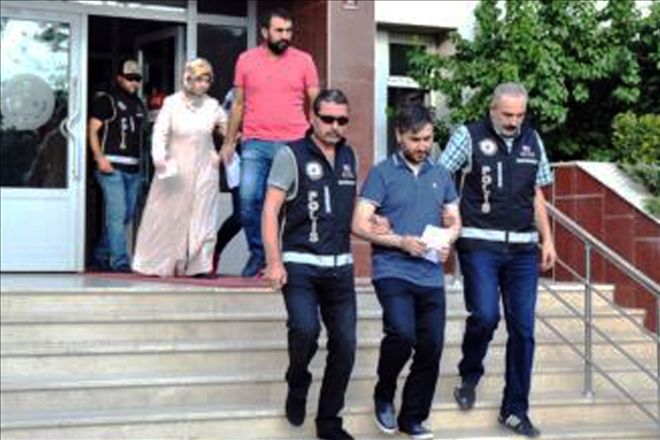 FETÖ´nün ?bölge abisi ve bir abla? tutuklandı
