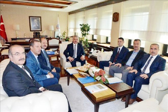 Köy yollarının sorunu çözülecek