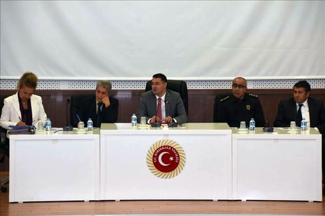 Devletin kapısı halka daima açık