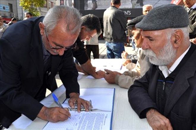 Eşit, parasız ve nitelikli sağlık hizmeti istiyoruz!