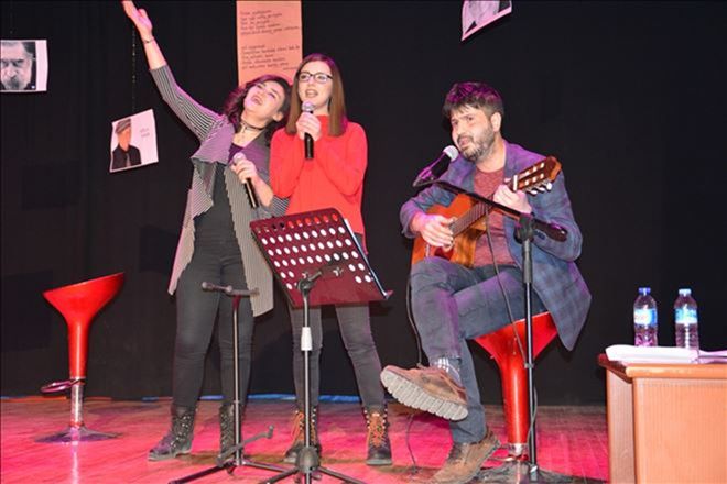Şiir dinletisinde bir araya geldiler