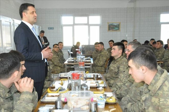 Kutsal görev yapıyorsunuz