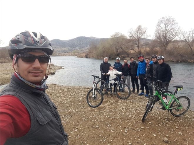 Ahılı´ya pedal çevirdiler