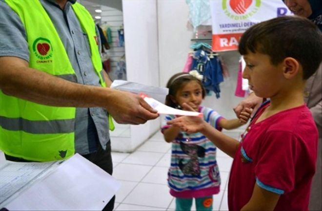 200 yetimin bayramı erken geldi