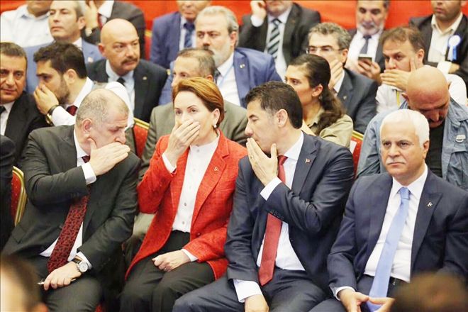 Meral Akşener´in Partisine Geçiyor