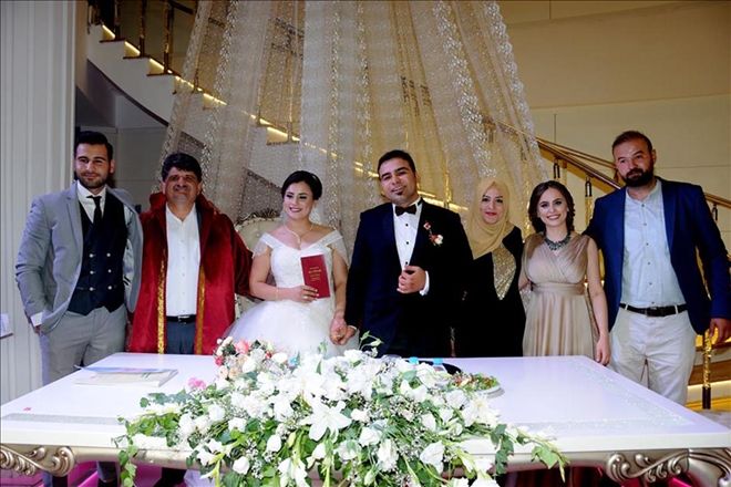Başkan yeğenin nikahını kıydı 