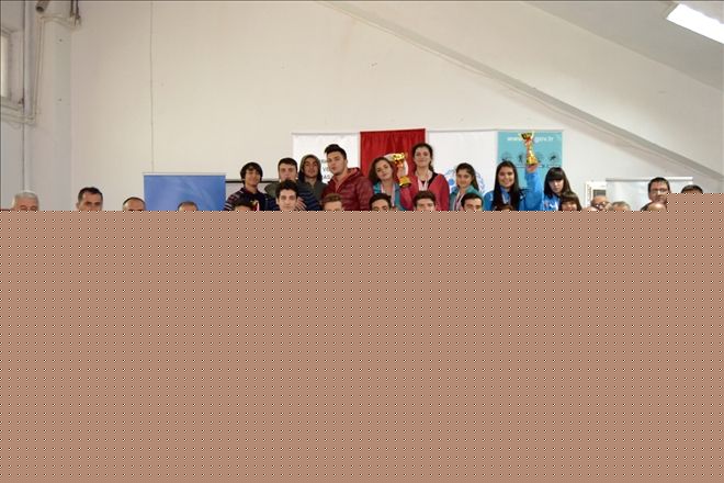 Okçulardan tam isabet
