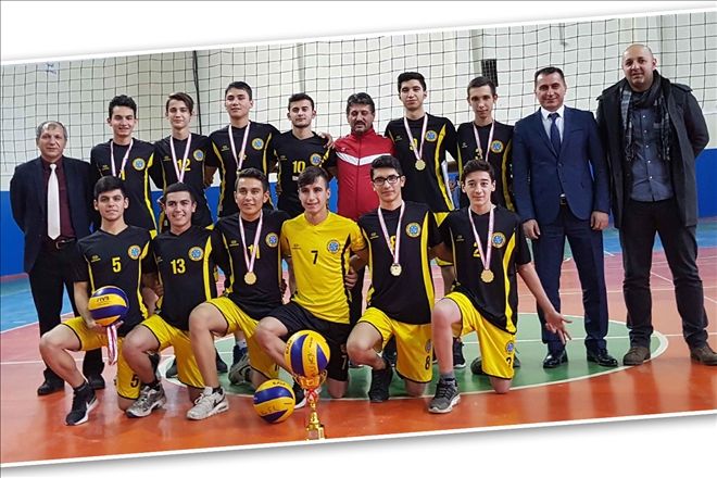 Voleybolda Spor Lisesi il şampiyonu