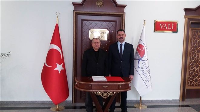 Eski İçişleri Bakanı, Vali Haktankaçmaz´ı ziyaret etti