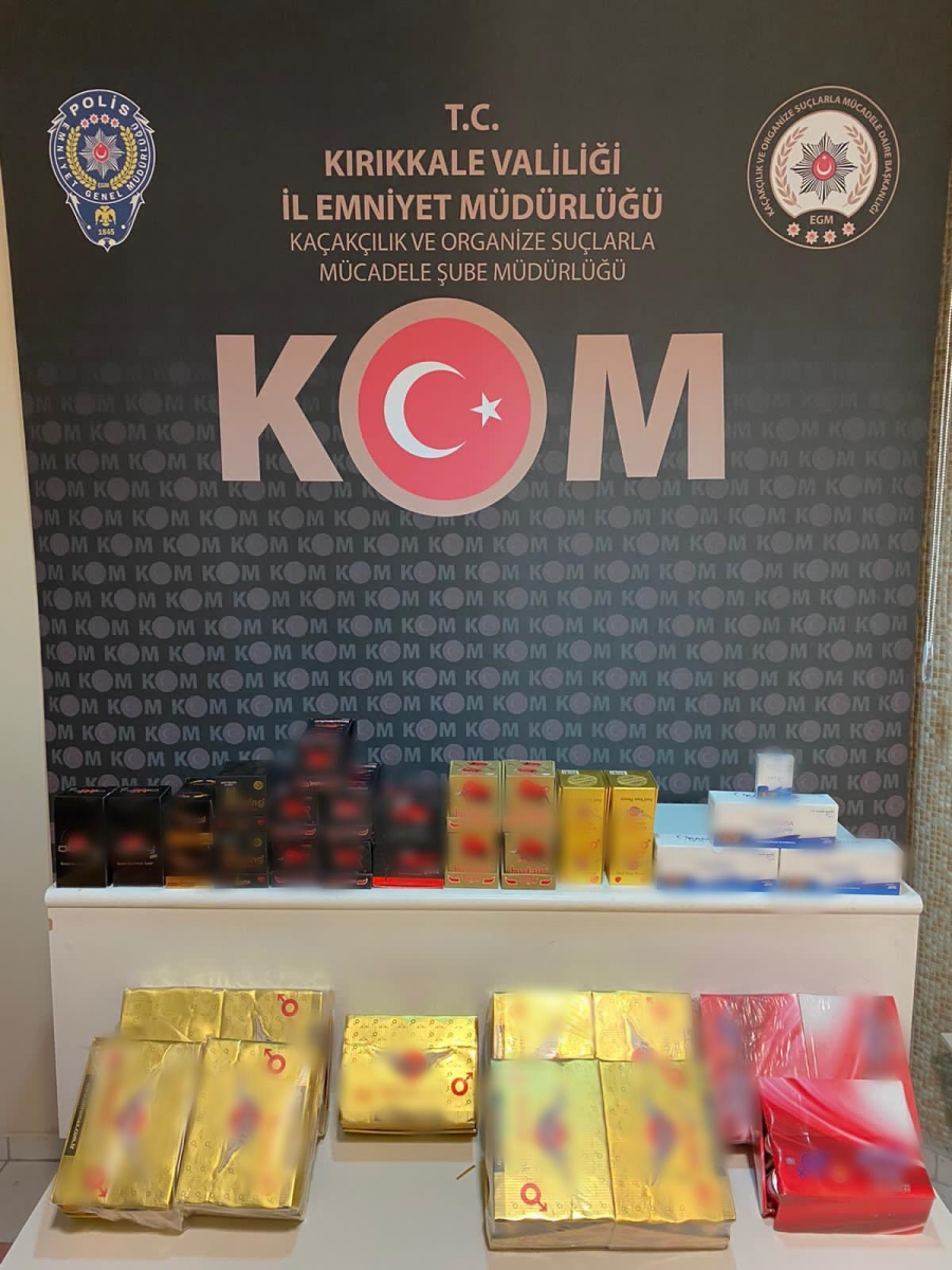 553 ADET CİNSEL İÇERİKLİ ÜRÜN ELE GEÇİRİLDİ