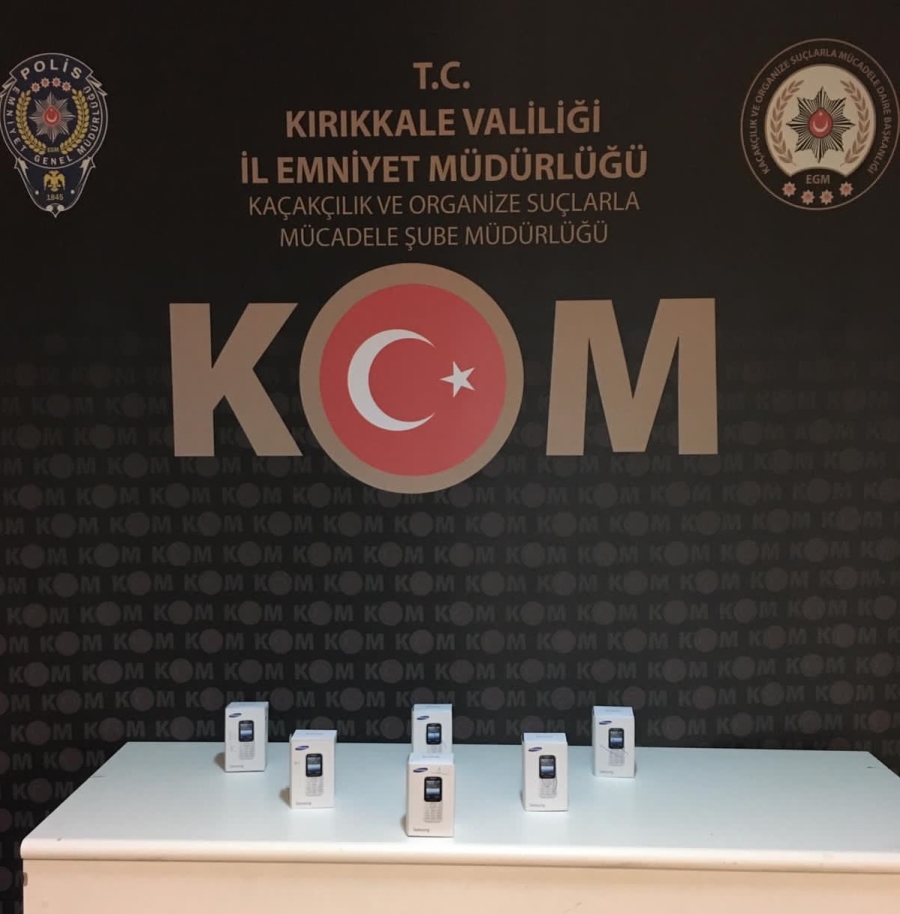 KAÇAK TELEFONLAR ELE GEÇİRİLDİ 