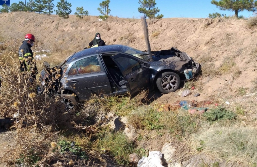 OTOMOBİL TAKLA ATTI 