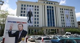 AK PARTİ İL BAŞKANI SALI GÜNÜNE KALDI 