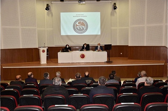 VALİ SEZER MUHTARLARLA BİR ARAYA GELDİ