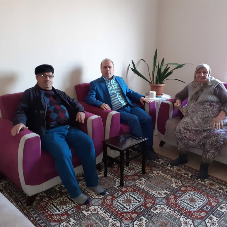 SOKAĞA ÇIKAMAYAN YAŞLILARA DESTEKLER SÜRÜYOR