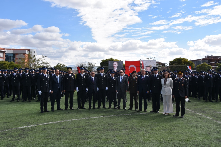 PMYO’da mezuniyet töreni düzenlendi 