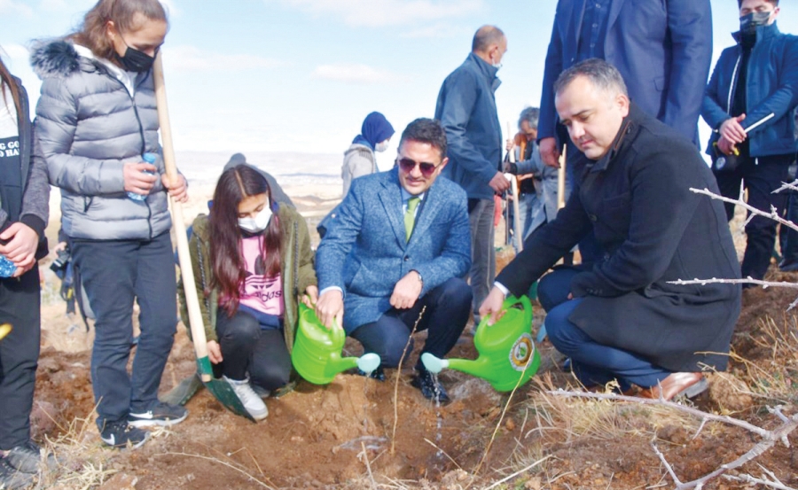 İnsanoğlu doğa ile  özdeş olma zorunda