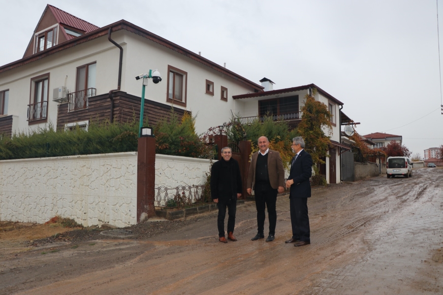Başkan çuvaldızı Kendine batırıyor