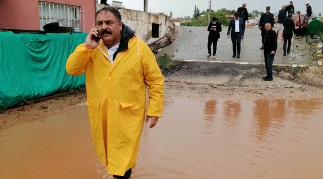 SAĞANAK HAYATI OLUMSUZ ETKİLEDİ 