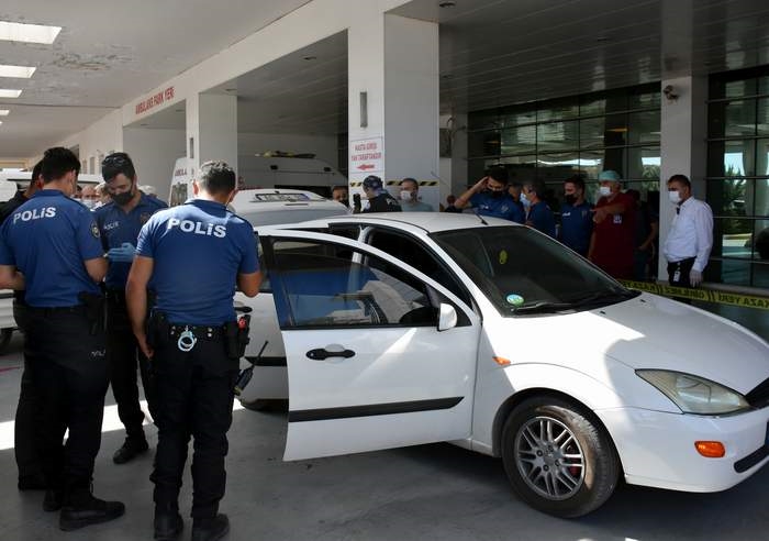 Tabancayla oynarken başından ağır yaralandı 