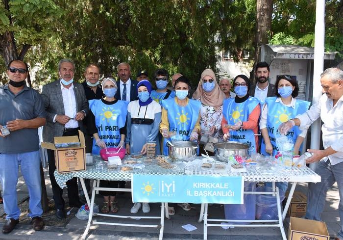 İYİ Parti’den aşure günü etkinliği
