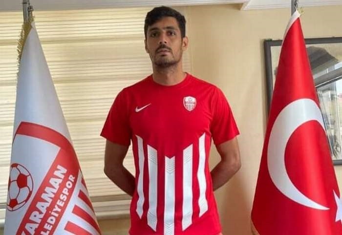 Genç futbolcu sevenlerini üzdü 
