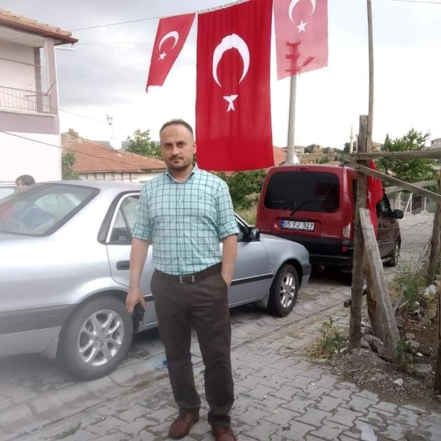 Çullu Cami imamı virüse yenik düştü 