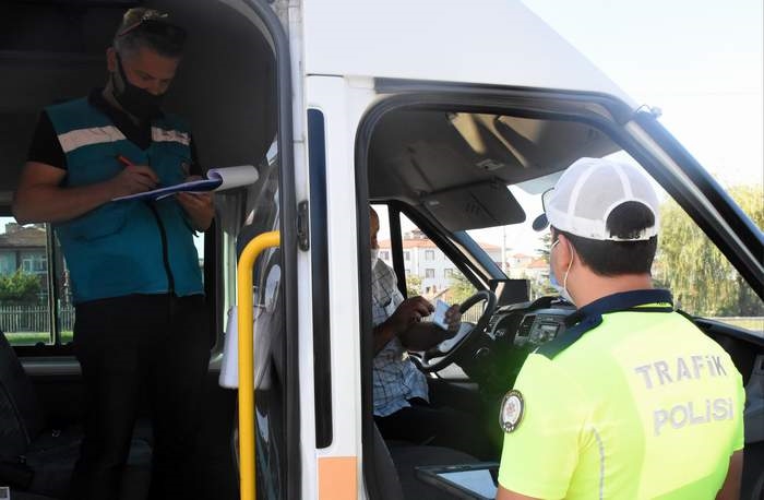 Eğitim döneminde okul servislerine denetim 