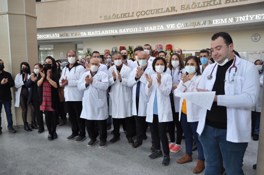 Doktorlar iş bıraktı 