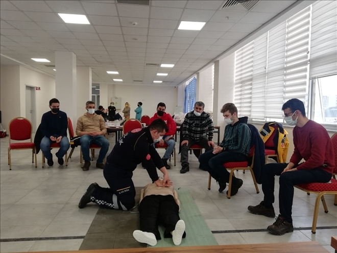Sağlık personellerine eğitim 
