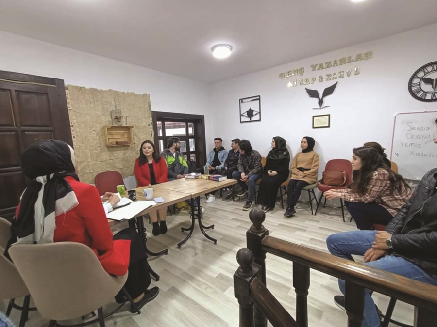 Mahalle Konakları  Bacasız fabrika gibi