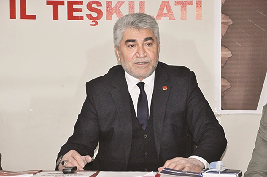 Erbakan Hoca’yı   istismar ediyorlar 