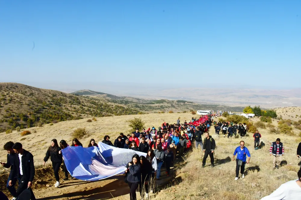 Cumhuriyet Bayramı Dinek Dağı