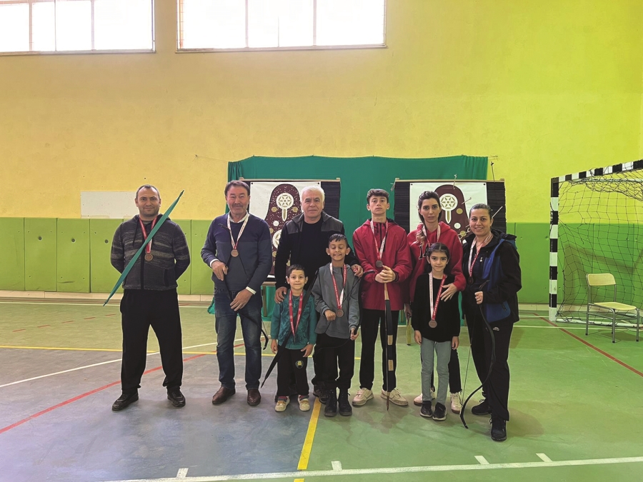 Bahşılı’da okçuluk kursu sona erdi