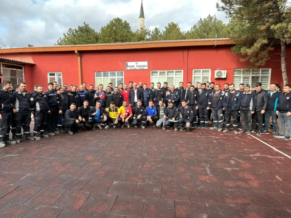 Öztürk, Çalışanlarla Final Heyecanını Paylaştı