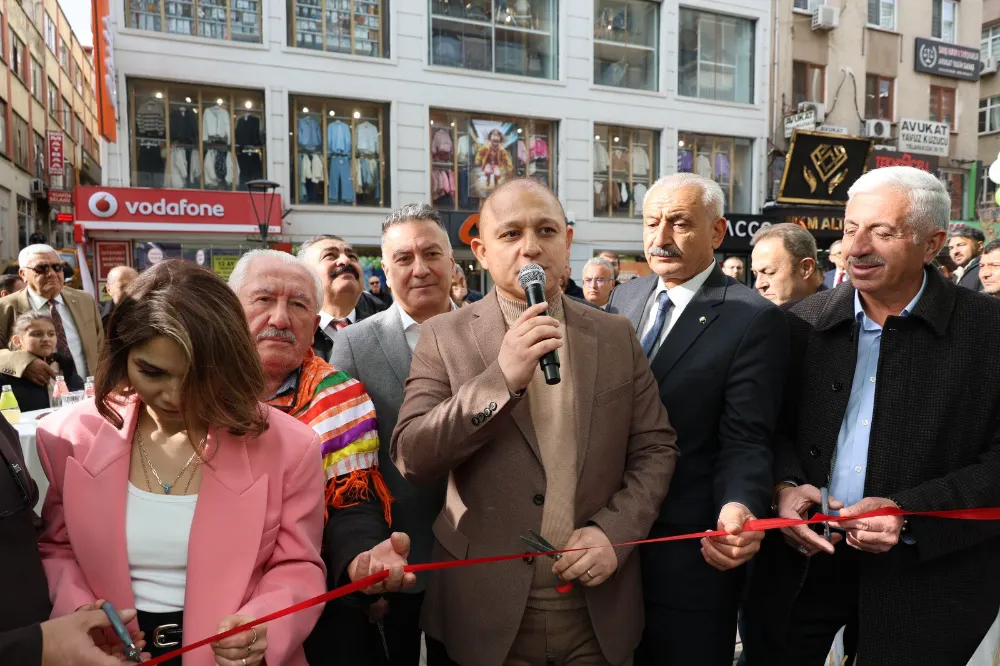 Bargello Parfümeri’nin Açılışı Coşkuyla Gerçekleşti
