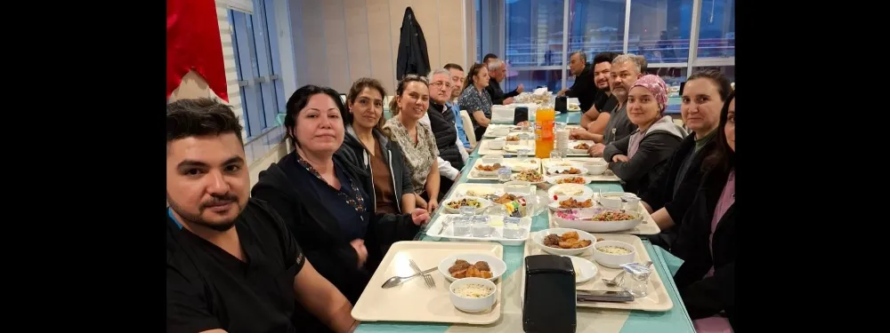 Mesai Arkadaşları ile İftar Sofrasında Buluştu