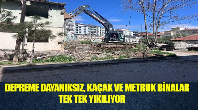 100 Metruk Yapı Yıkıldı