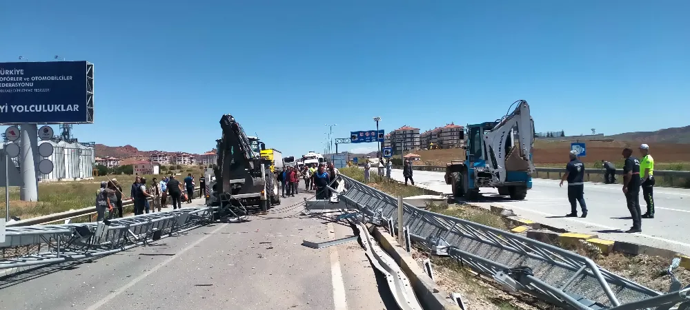 2 YOLCU YARALANDI