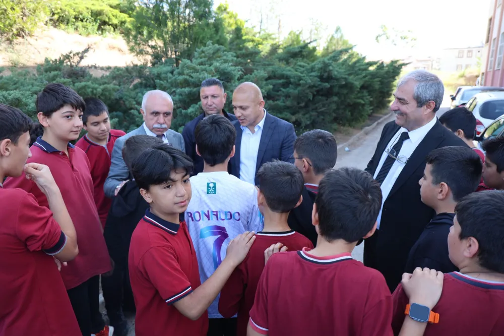 Çevreci Mobil Araç Bu Kez Şeyh Edebali Ortaokulu’nda
