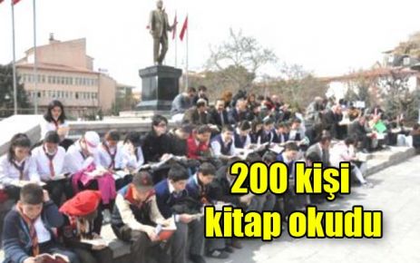 200 kişi kitap okudu