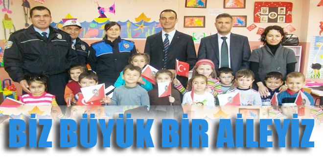 Biz birlikte büyük aileyiz