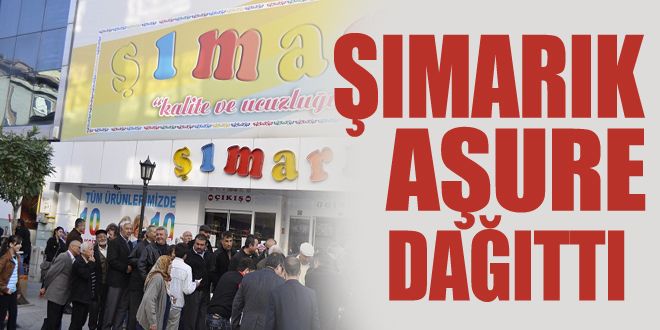 Şımarık aşure dağıtımı yaptı