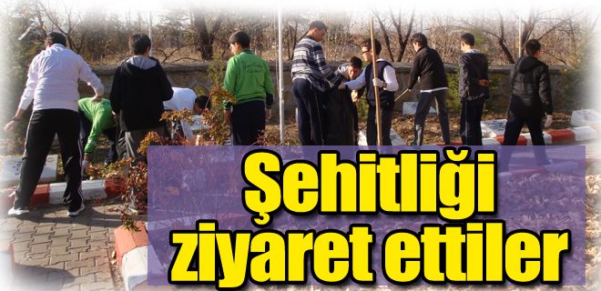 Öğrencilerin şehitlik ziyareti 