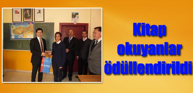 Kitap okuyanlar ödüllendirildi 