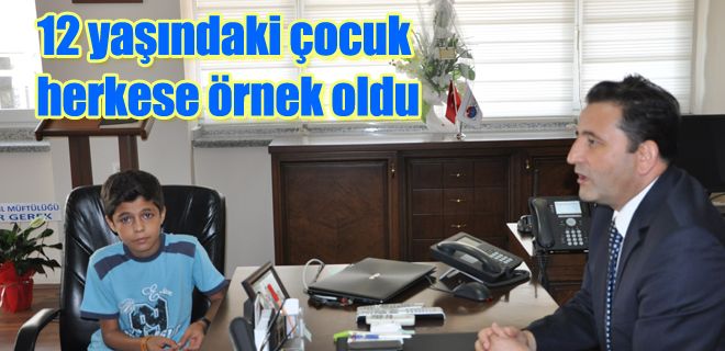 12 yaşındaki çocuk herkese örnek oldu 