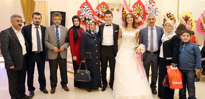 Altundağ ve Aslantaş Ailelerinin mutlu günü
