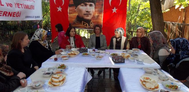 Şehitler Derneği Aşure Günü düzenledi